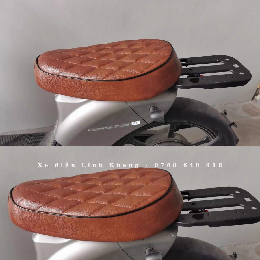 yen-ngan-kem-baga-sau-cho-honda-cub-e
