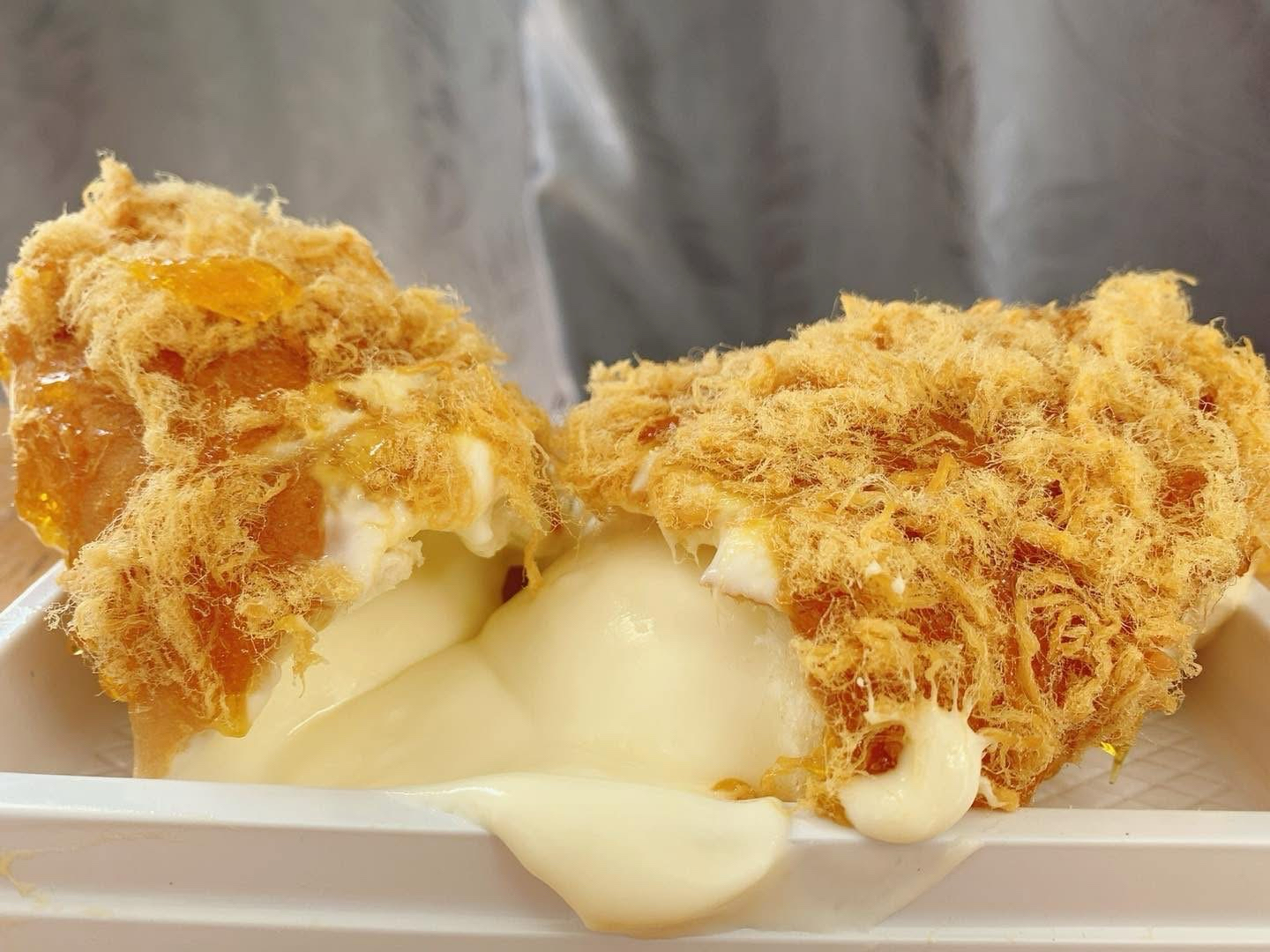 Bánh Mỳ PhoMai Oval Lớn