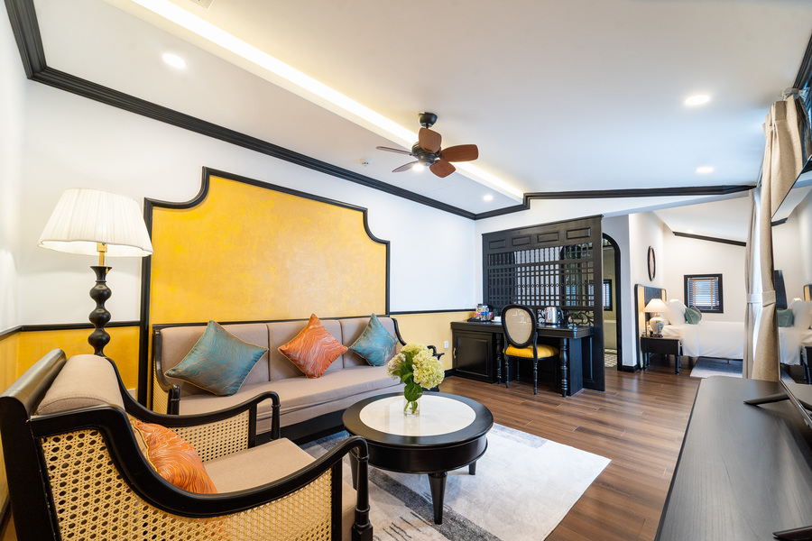 Superior King Room – Garden View