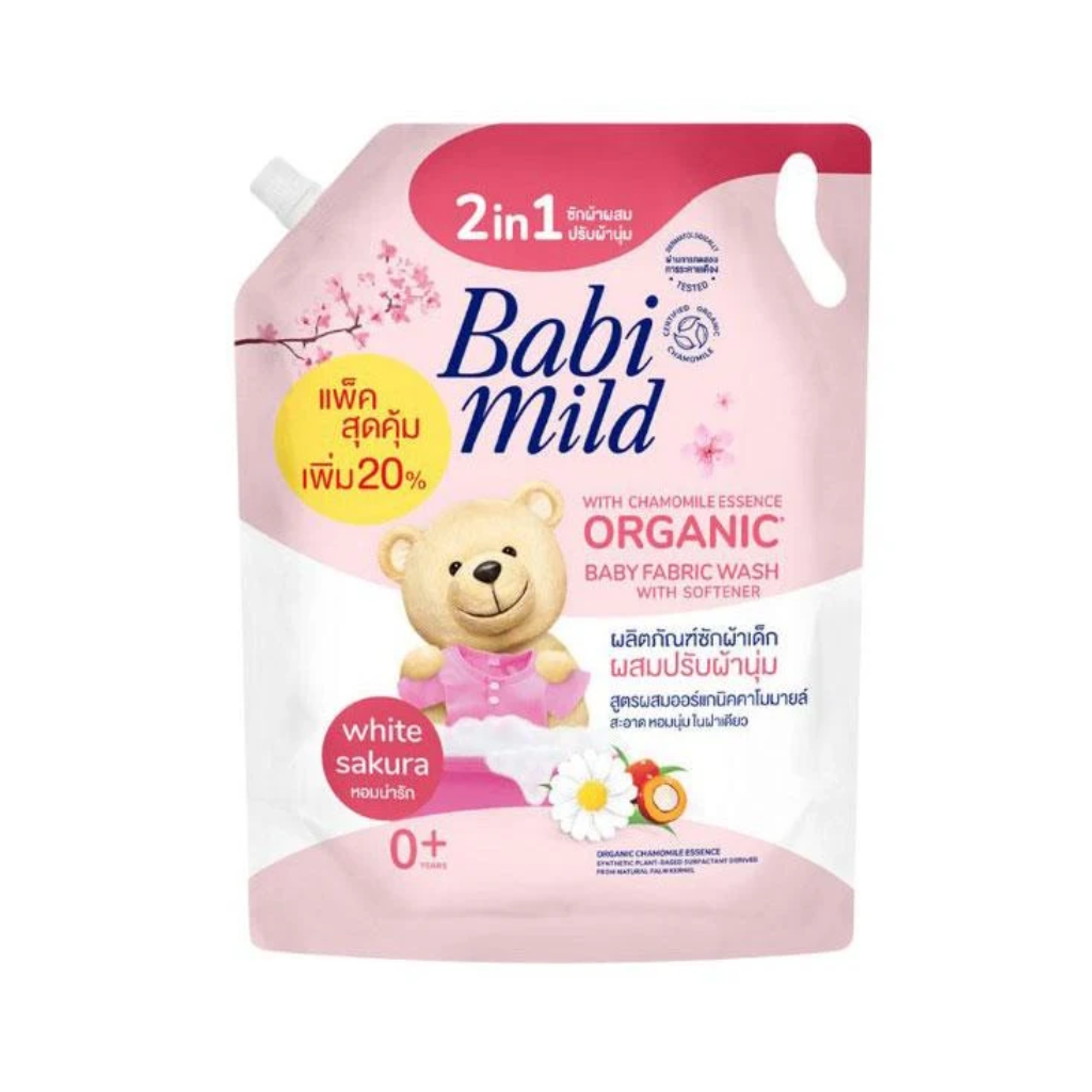 Nước giặt xả Babi Mild white sakura (2.4L)