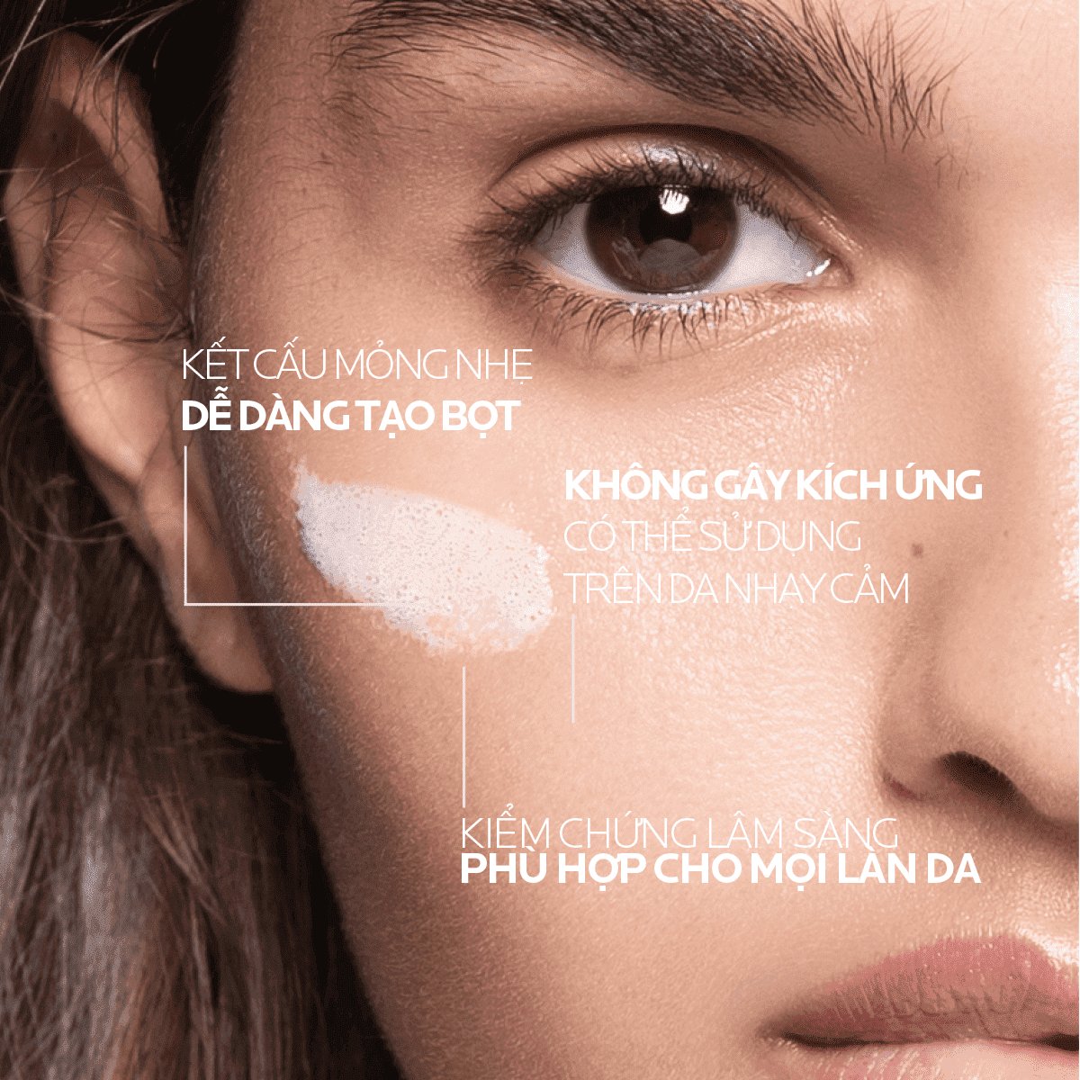 Sữa rửa mặt La Roche-Posay Mela B3 Gel Micro-Peeling Clarifying 200ml mờ thâm nám, dưỡng da sáng và đều màu