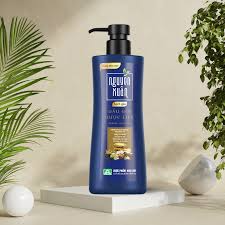 Dầu Gội Dược Liệu Nguyên Xuân Sạch Gàu (Chai 450ml)